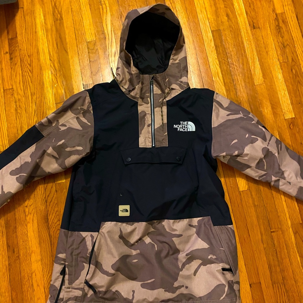 TNF Brown Camo Anorak